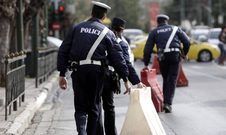 Παλλήνη: Αποκλείστηκε η οδός Μεγάλου Αλεξάνδρου λόγω καθίζησης