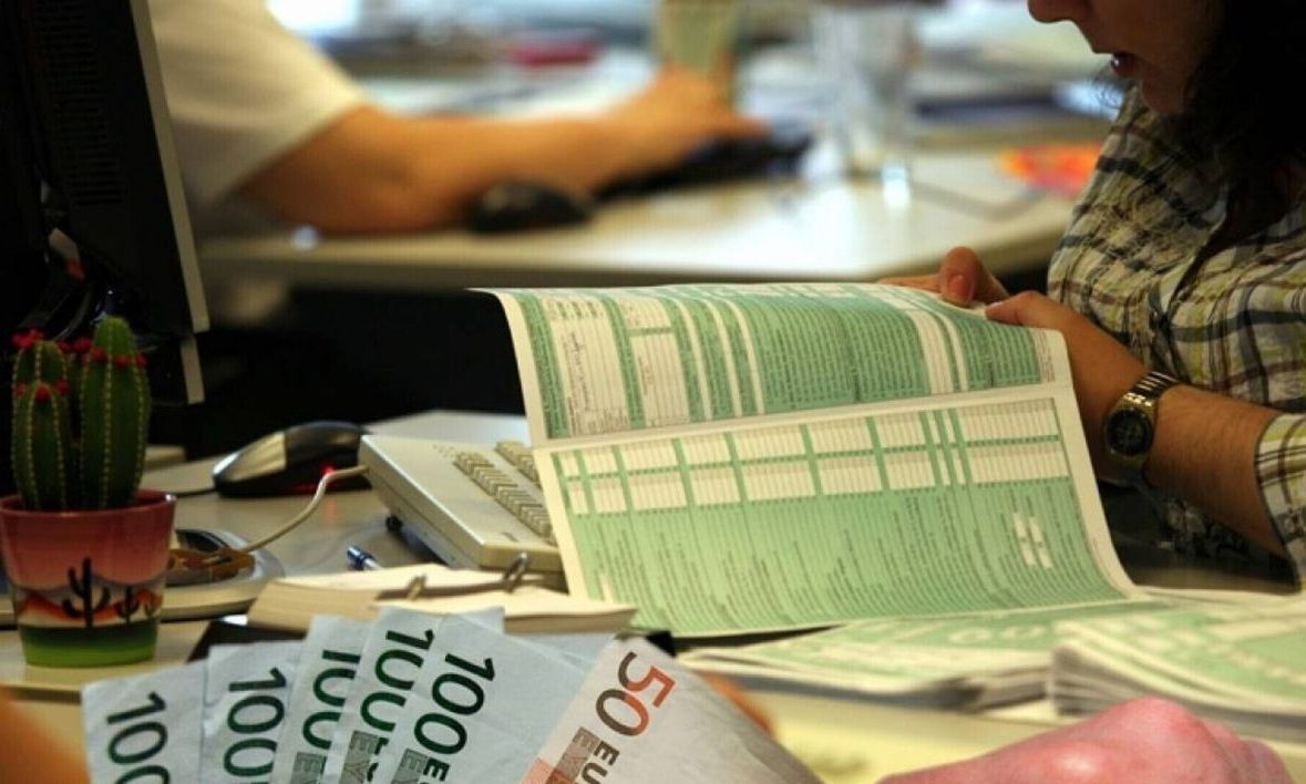 Φορολογικές δηλώσεις: Την Παρασκευή 25/4 η αυτόματη υποβολή των προσυμπληρωμένων