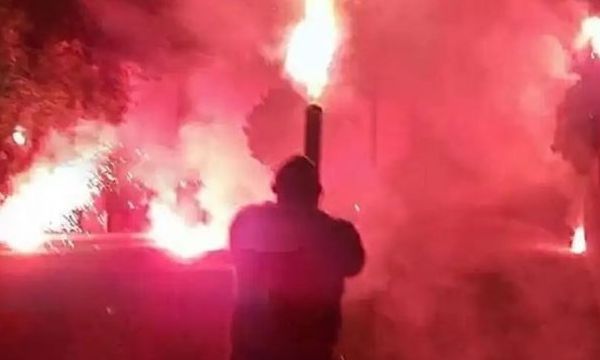 Πυρκαγιά από τα βεγγαλικά της Ανάστασης στο πευκόφυτο Ζούμπερι – «Αδιανόητο», λένε φορείς