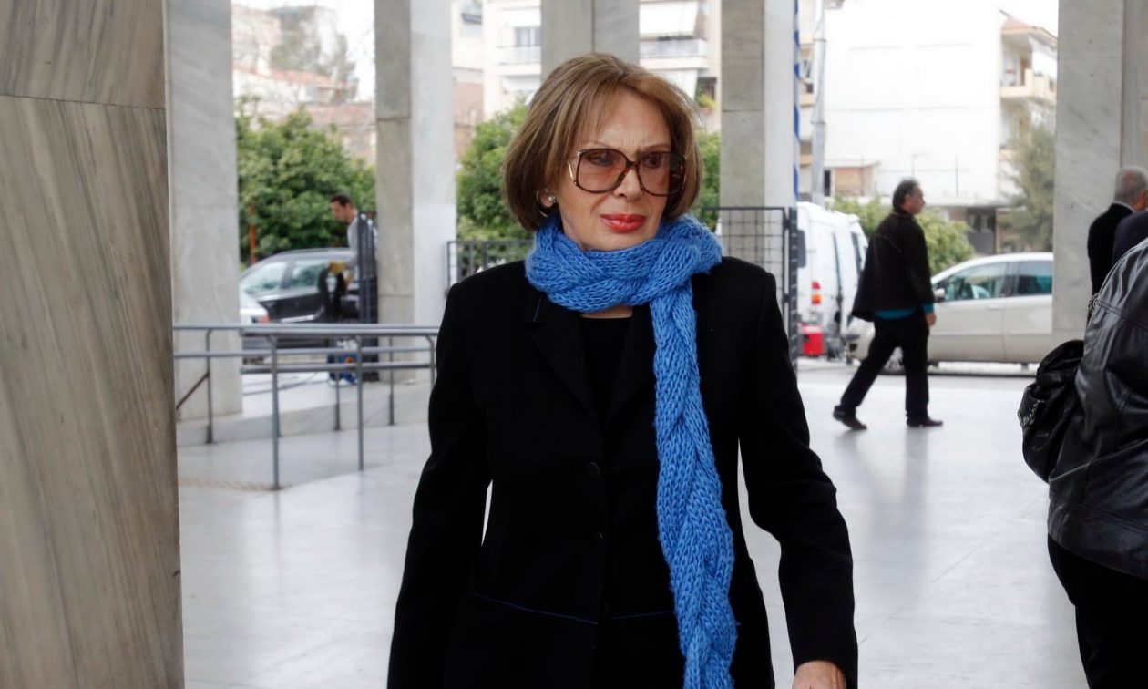 Ρίκα Διαλυνά: Δύσκολες ώρες για την αγαπημένη ηθοποιό – Εσπευσμένα στο νοσοκομείο