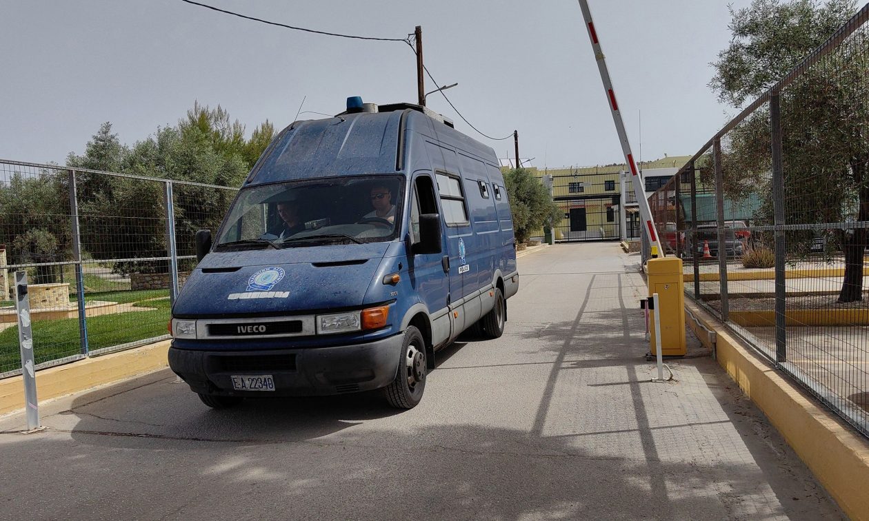 Θεσσαλονίκη: Στα «δίχτυα» της ΕΛΑΣ συμμορία που διέπραττε ληστείες – Συνεργός είναι ήδη στη φυλακή