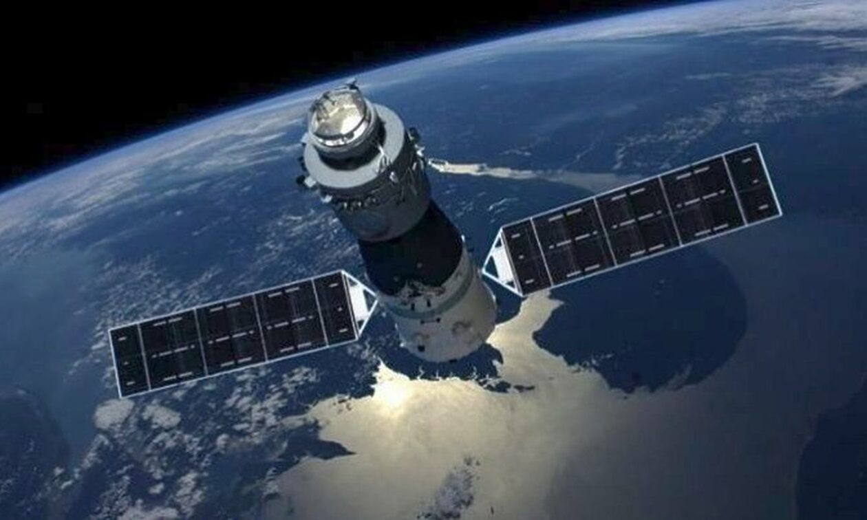 Σοβιετικός δορυφόρος κατευθύνεται με μεγάλη ταχύτητα προς τη Γη και κανείς δεν ξέρει πού θα πέσει