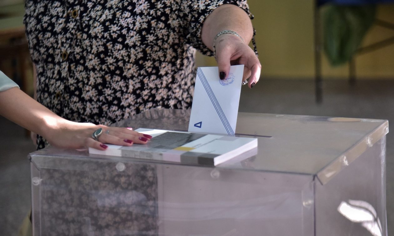 Δημοσκόπηση GPO: Ανεβάζει τα ποσοστά της η ΝΔ – Στη δεύτερη θέση παραμένει η Πλεύση Ελευθερίας