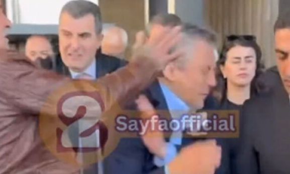 Τουρκία: Επίθεση κατά του προέδρου του CHP, Οζγκιούρ Οζέλ μετά από τελετή στην Κωνσταντινούπολη