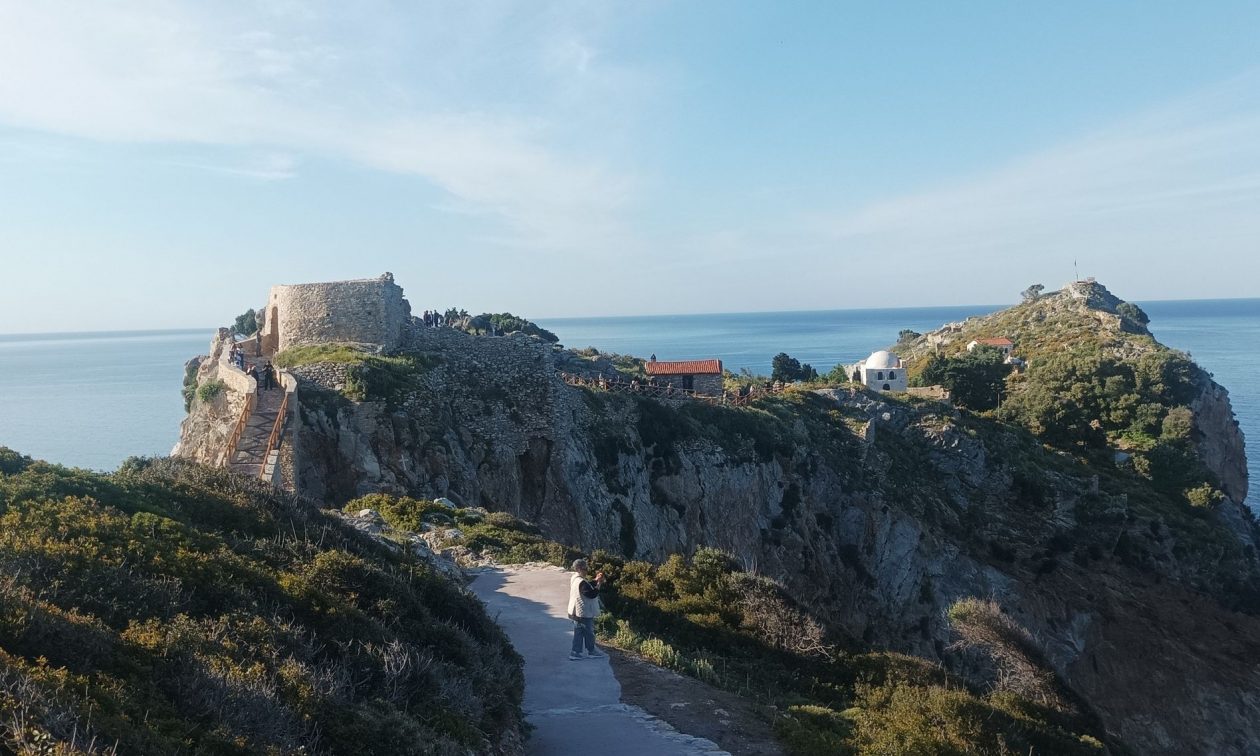 Σκιάθος: Εγκαινιάστηκε το εμβληματικό Κάστρο – Έργα αποκατάστασης και συντήρησης