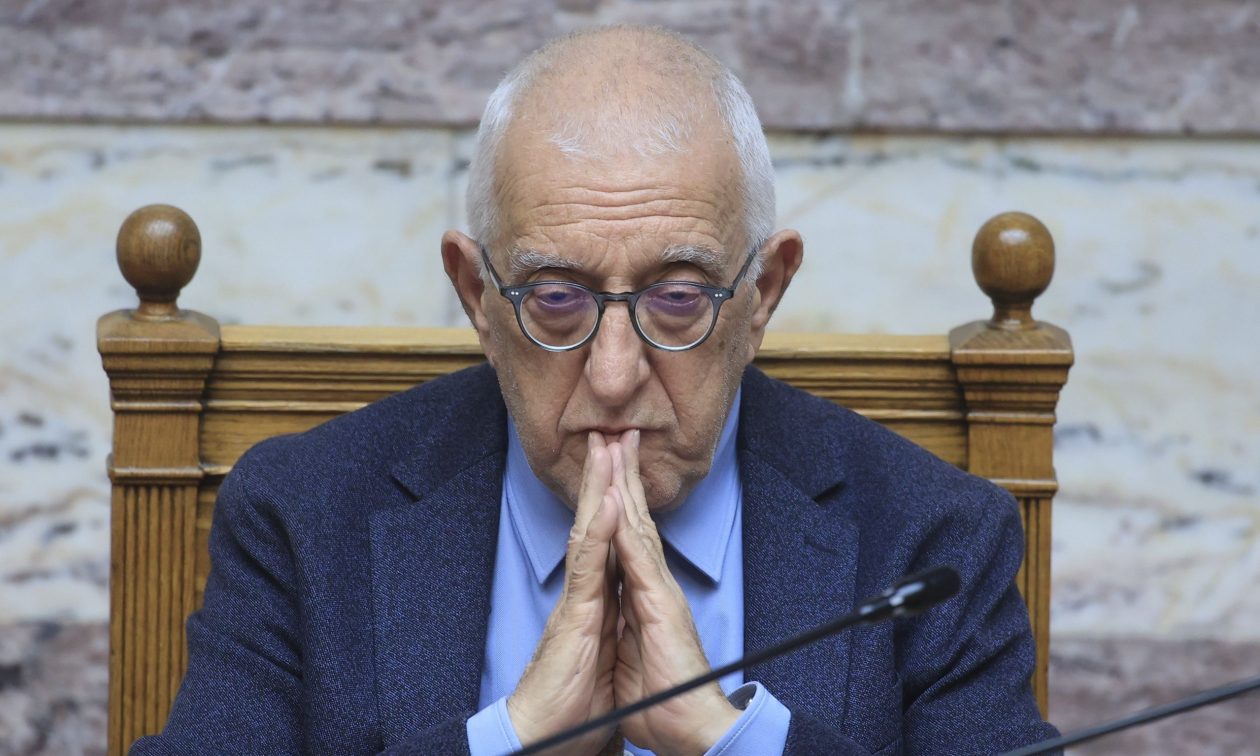 Συλλυπητήρια Κακλαμάνη για την απώλεια Μολυβιάτη: Υπηρέτησε με αφοσίωση και ακεραιότητα την πατρίδα