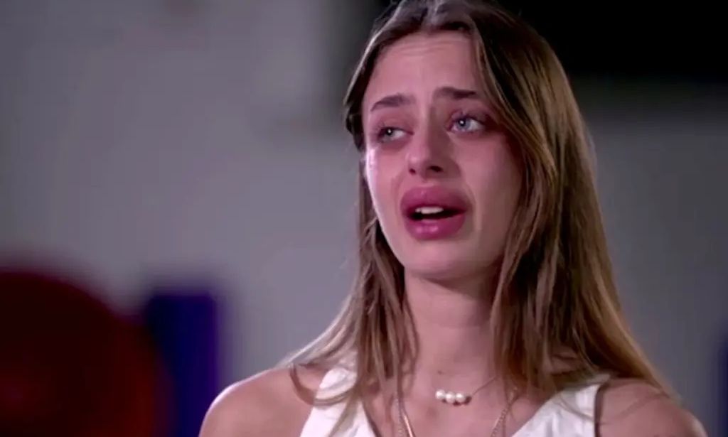 Mia Schem: Η απελευθερωμένη Ισραηλινή όμηρος, κατηγορεί γνωστό γυμναστή ότι την νάρκωνε και τη βίαζε