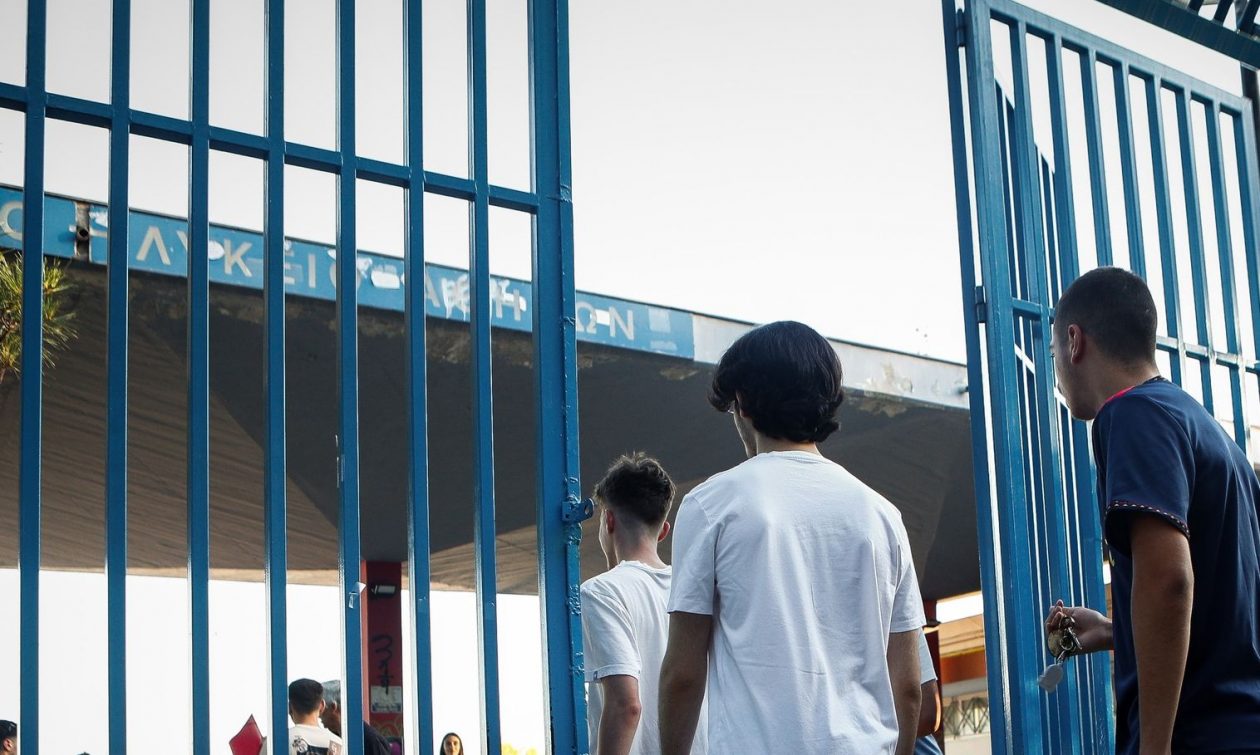 Τα μέτρα κατά της βίας των ανηλίκων – Η «κοινωνική εργασία», τα τεχνικά γυμνάσια και το Kids Wallet