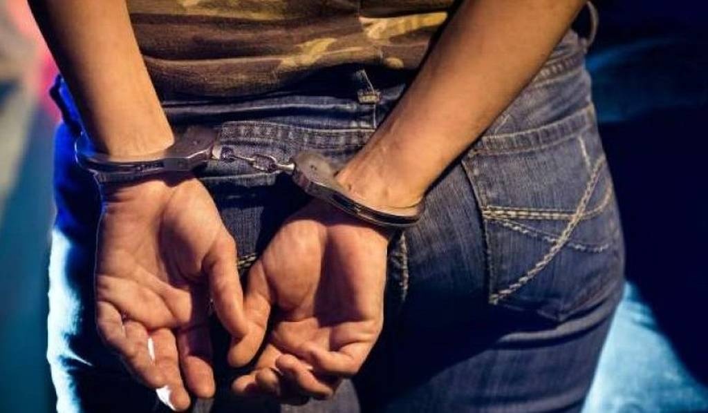 Μενίδι: Συνελήφθη 41χρονη καταζητούμενη για διακίνηση ναρκωτικών – Ήταν ενεργό μέλος σπείρας