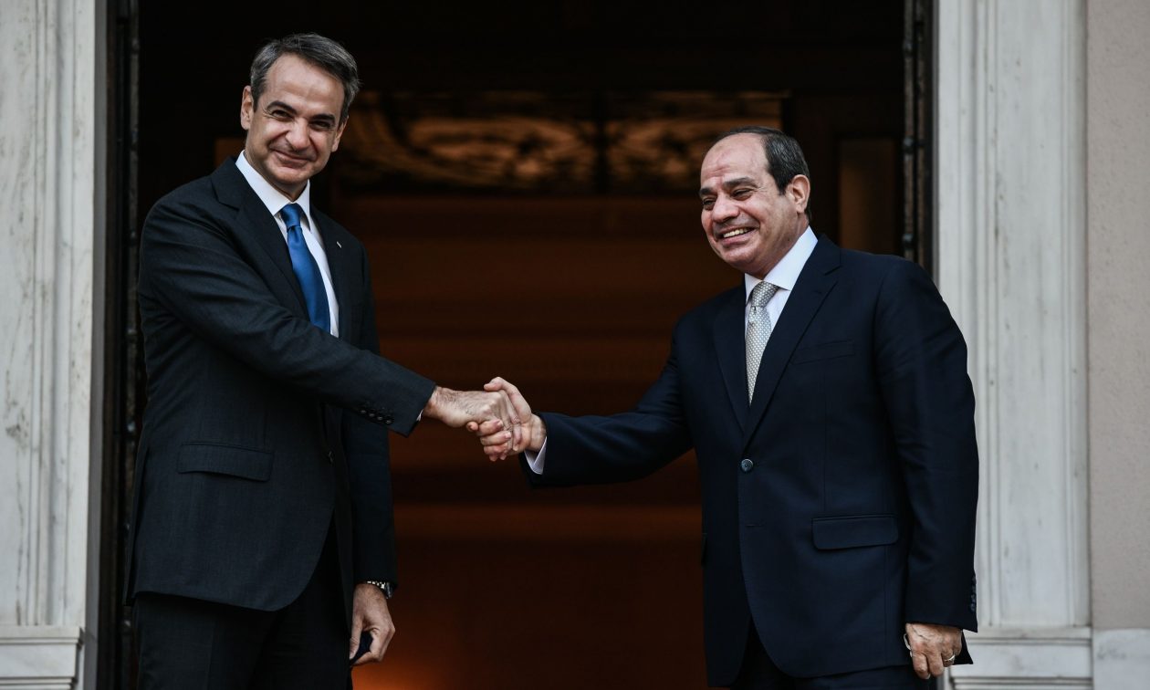 LIVE: Οι δηλώσεις Μητσοτάκη και Αλ Σίσι – «Ιστορικές οι σχέσεις Ελλάδας και Αιγύπτου»