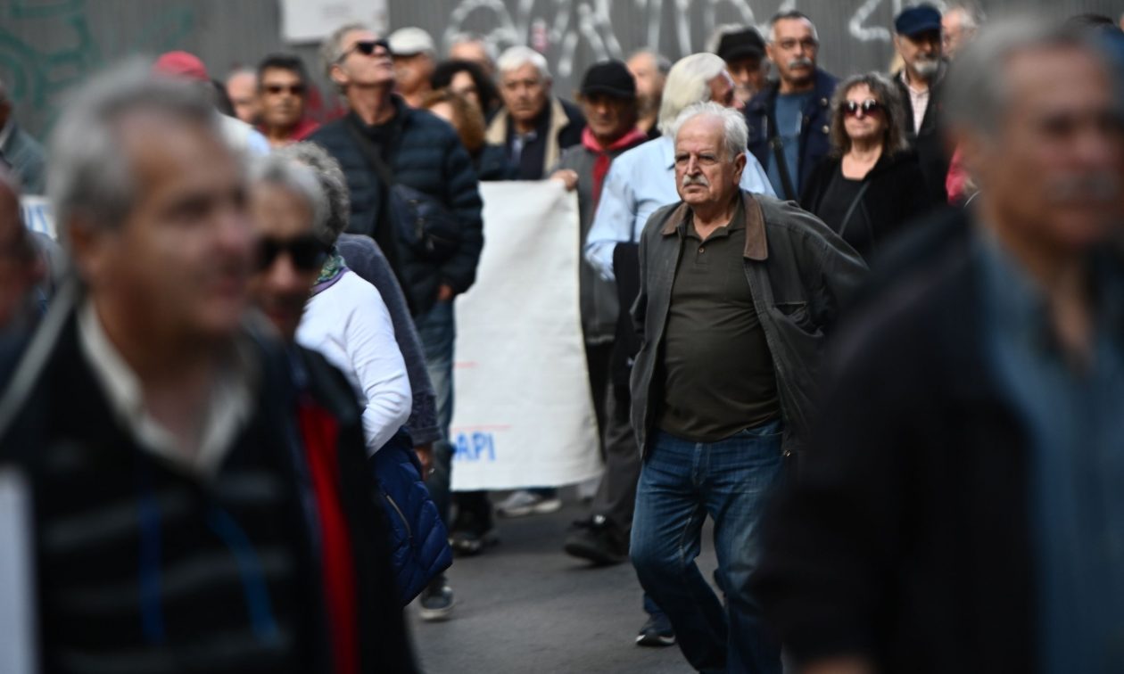 Συντάξεις: Μπόνους έως 350 ευρώ μηνιαίως – Ποιους αφορά και πώς υπολογίζεται η προσαύξηση