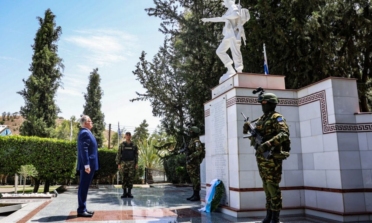 Στην Κύπρο ο Κωνσταντίνος Τασούλας – Ξεναγήθηκε και στο αεροσκάφος Noratlas