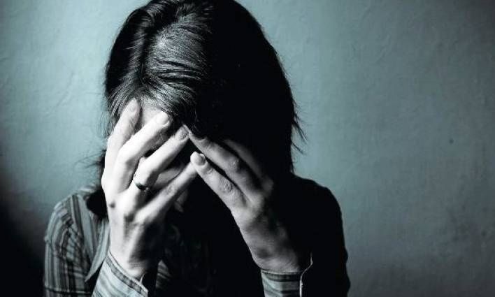 Αχαΐα: 42χρονη έστειλε μήνυμα στον πατέρα ότι θα αυτοκτονήσει – Την πρόλαβαν οι αστυνομικοί