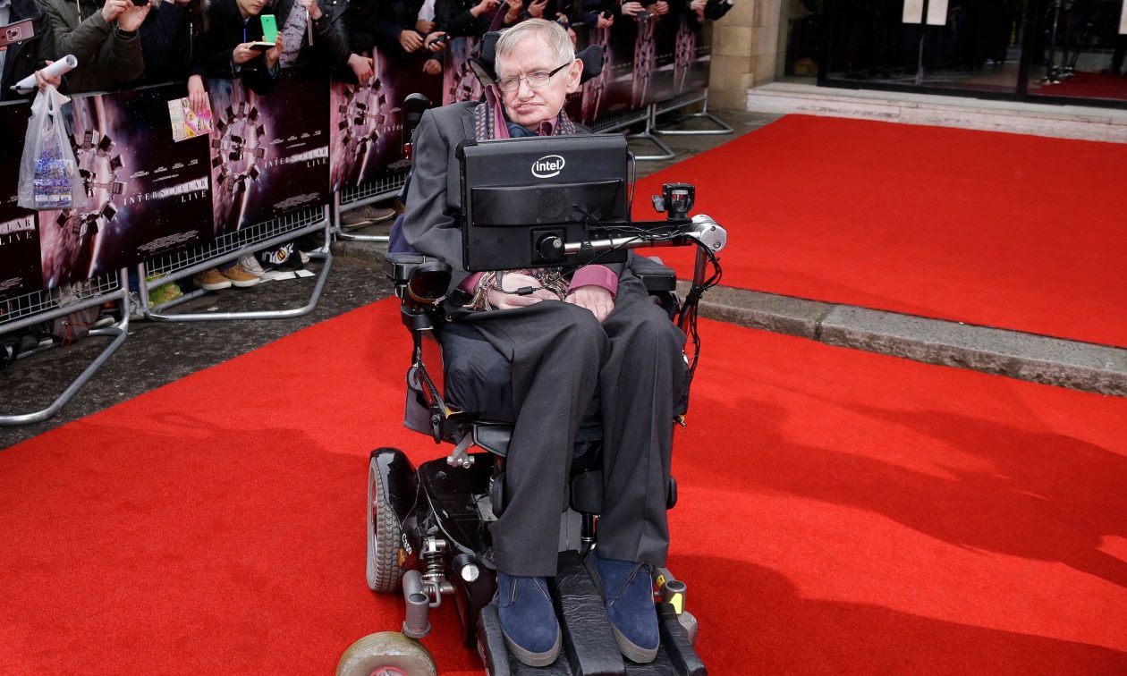 Stephen Hawking: Η τρομακτική πρόβλεψή του για το μέλλον της Γης λίγο πριν πεθάνει