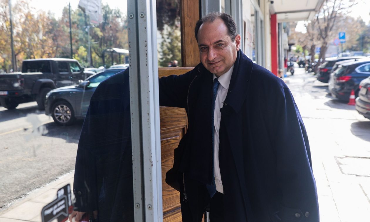 «Βόμβες» Σπίρτζη στην ΚΕ του ΣΥΡΙΖΑ: Έθεσε θέμα για τον Βασίλη Κόκκαλη