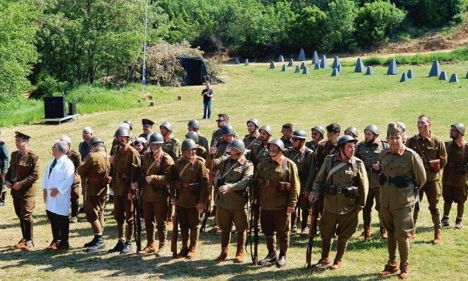 Σέρρες: Συγκίνηση και περηφάνεια στην αναβίωση της ιστορικής μάχης του οχυρού Ρούπελ