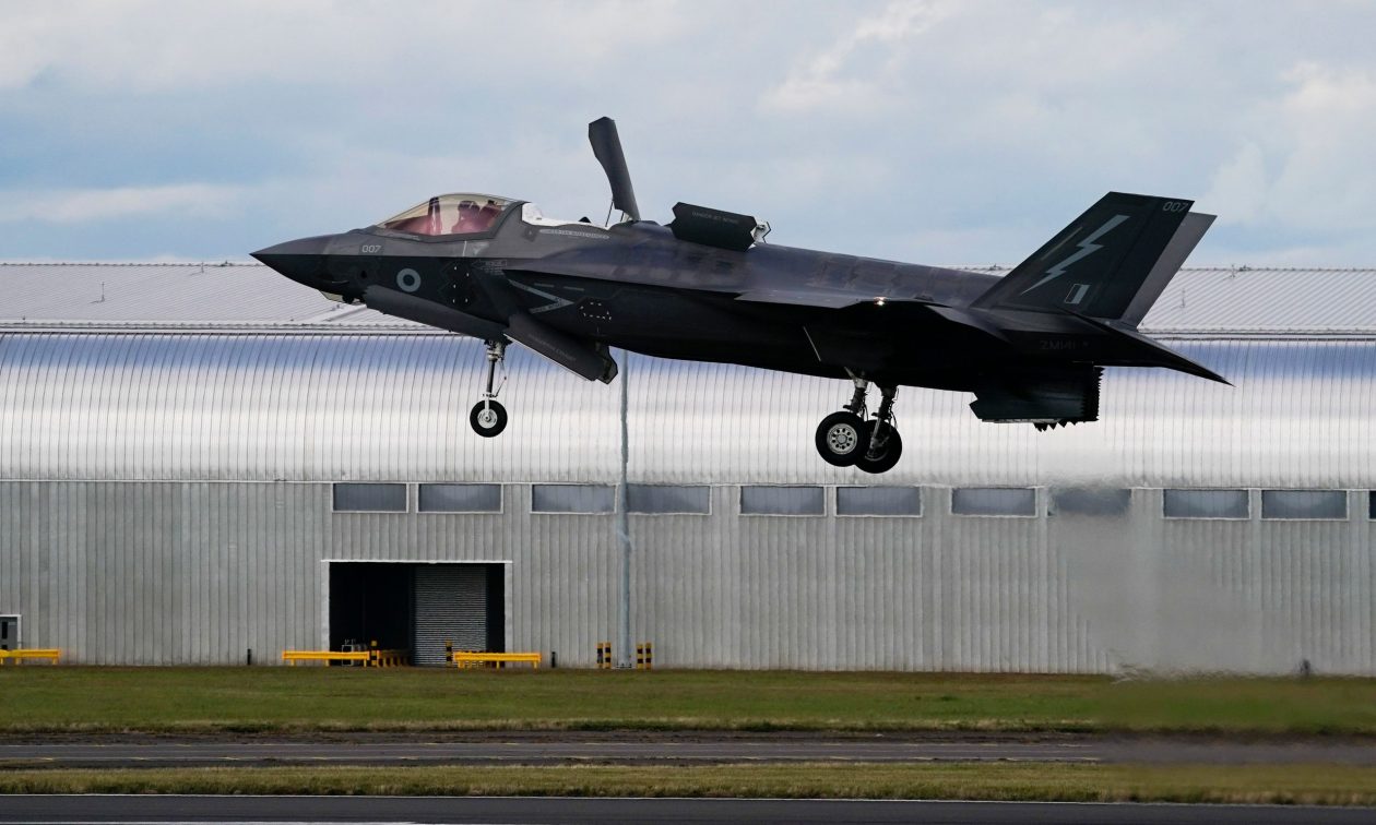 Οι ΗΠΑ σχεδιάζουν το νέο μαχητικό F-55 με στόχο την αεροπορική κυριαρχία – Το αποκάλυψε ο Τραμπ