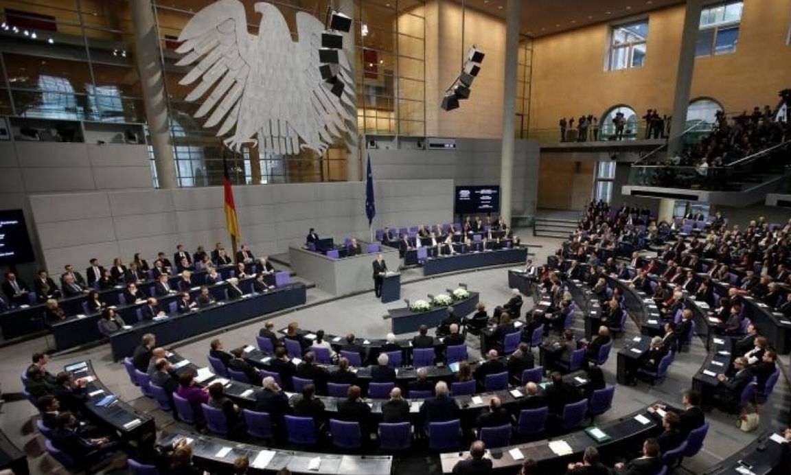 «Προϋπολογισμούς πολέμου» για τη Γερμανία – Στο 5% του ΑΕΠ οι αμυντικές δαπάνες