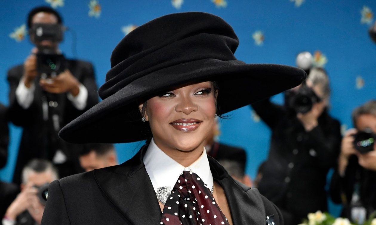 Rihanna: Σάλος με το νέο της τραγούδι – «Δεν ακούγεται, είναι τραγικό» λένε πολλοί fans