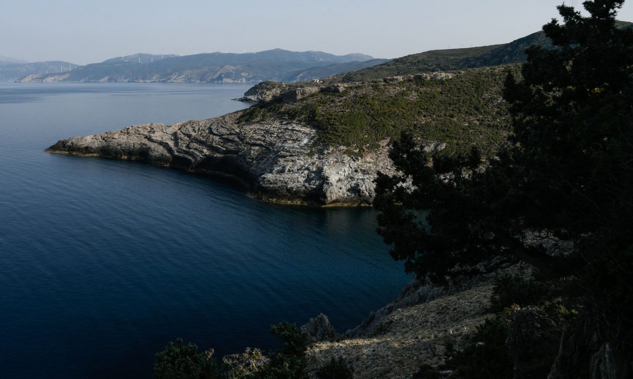 Εύβοια: Μυστική παραλία που μόνο οι ντόπιοι γνωρίζουν