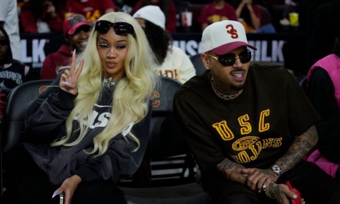 1651054-22a5731f-chris-brown.jpg