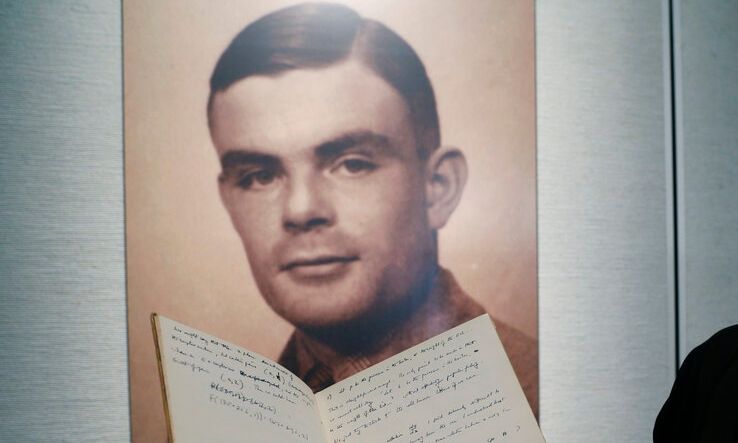 Alan Turing: Θησαυρός εγγράφων του «χαμένος» σε πατάρι – Ο γεμρανικός κώδικας Enigma