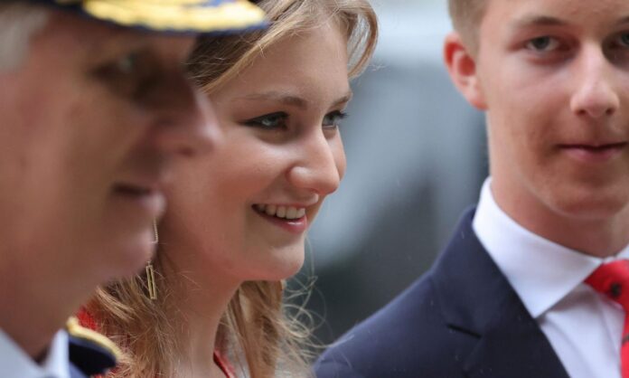 1651630-493fa59b-princess.jpg