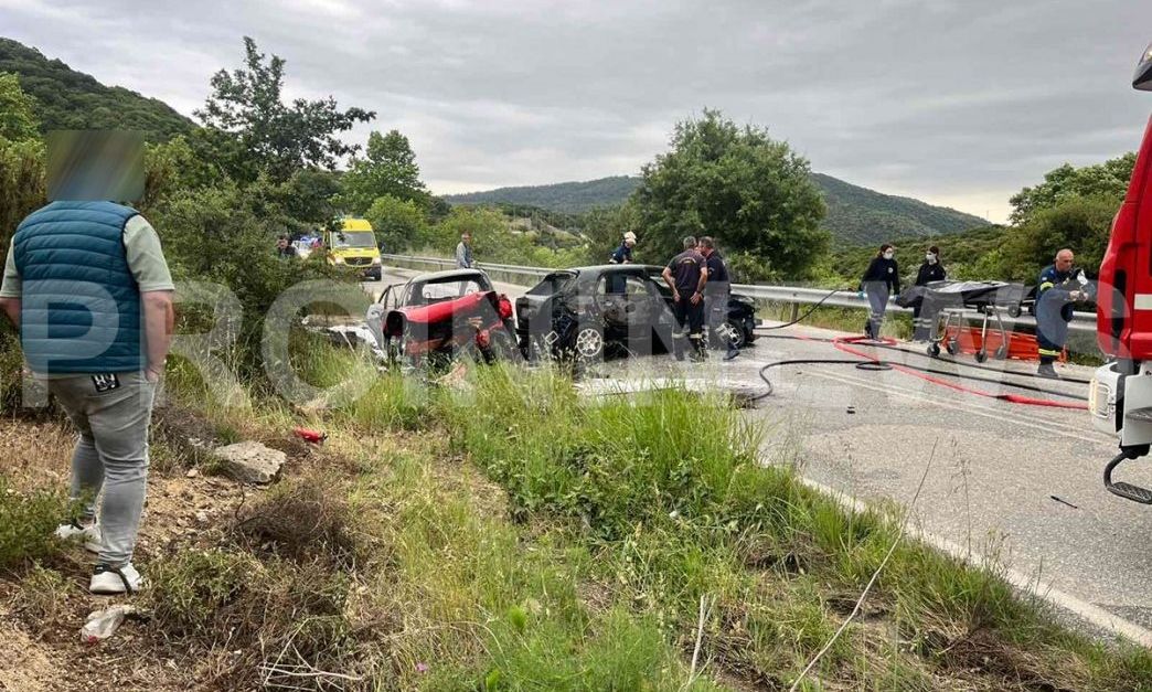 Τραγωδία στην Καβάλα: Απανθρακωμένος ανασύρθηκε από το όχημα οδηγός
