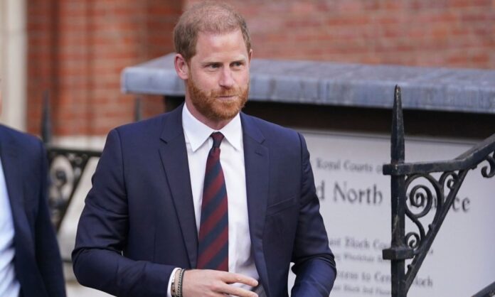 1652153-7fbed1f9-prince-harry.jpg