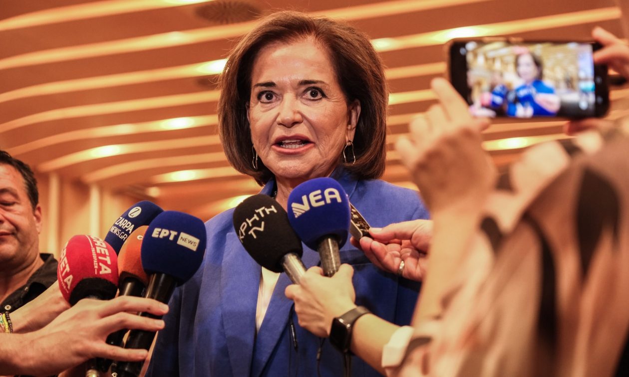 Μπακογιάννη: «Το Ισραήλ έχει ξεπεράσει τα όρια, να σταματήσει αμέσως ο πόλεμος»