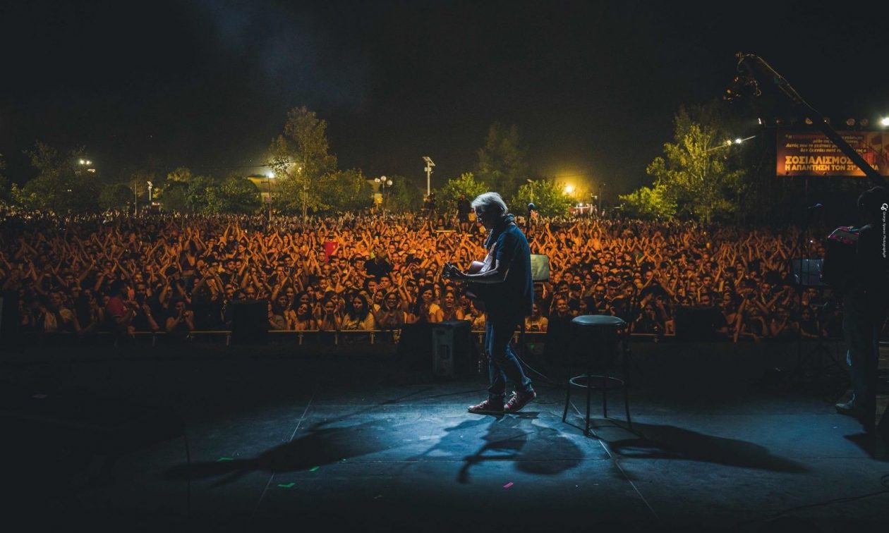 Φεστιβάλ στη σκιά των Βράχων: Sold out αυλαία με Μίλτο Πασχαλίδη και Θεόδωρο Τερζόπουλο