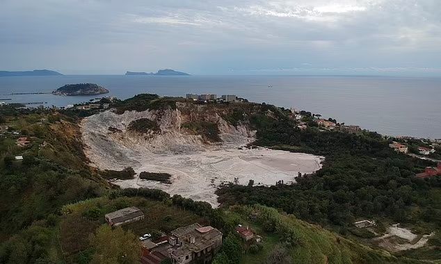 Παγκόσμιος συναγερμός: Ξύπνησε ένα από τα μεγαλύτερα ηφαίστεια – «Θα βυθίσει τον πλανήτη στο χάος»