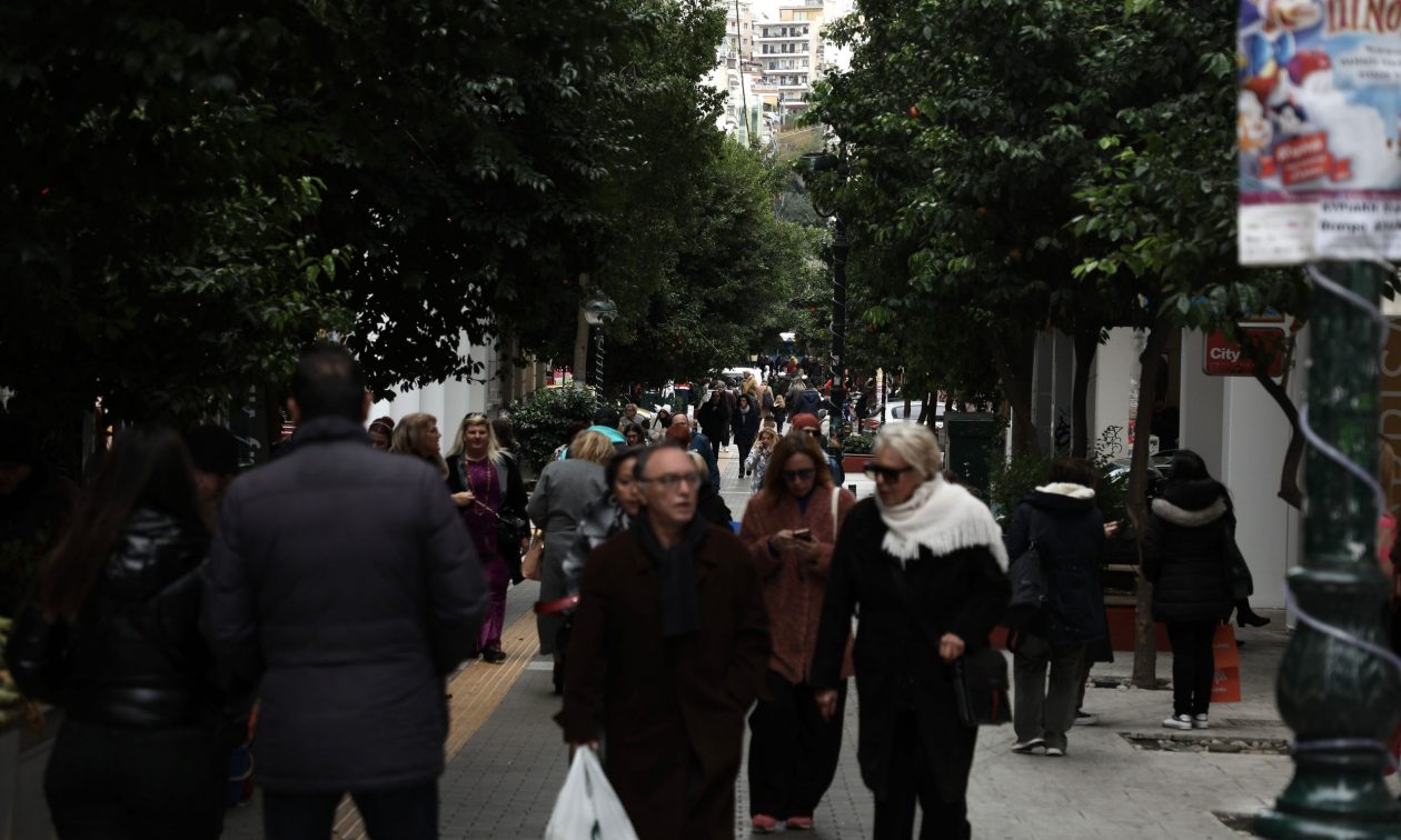 ΟΟΣΑ: Προβλέψεις για ανάπτυξη 2% και πρωτογενές πλεόνασμα 2,1% εφέτος