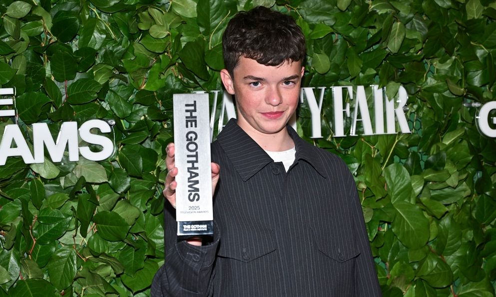 Adolescence: O 15χρονος σταρ της σειράς Οwen Cooper «σάρωσε» στα Gotham TV Awards
