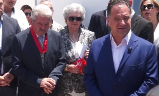 Άδωνις Γεωργιάδης: Στη Μύκονο για τα εγκαίνια διαμερισμάτων για το προσωπικό του κέντρου υγείας