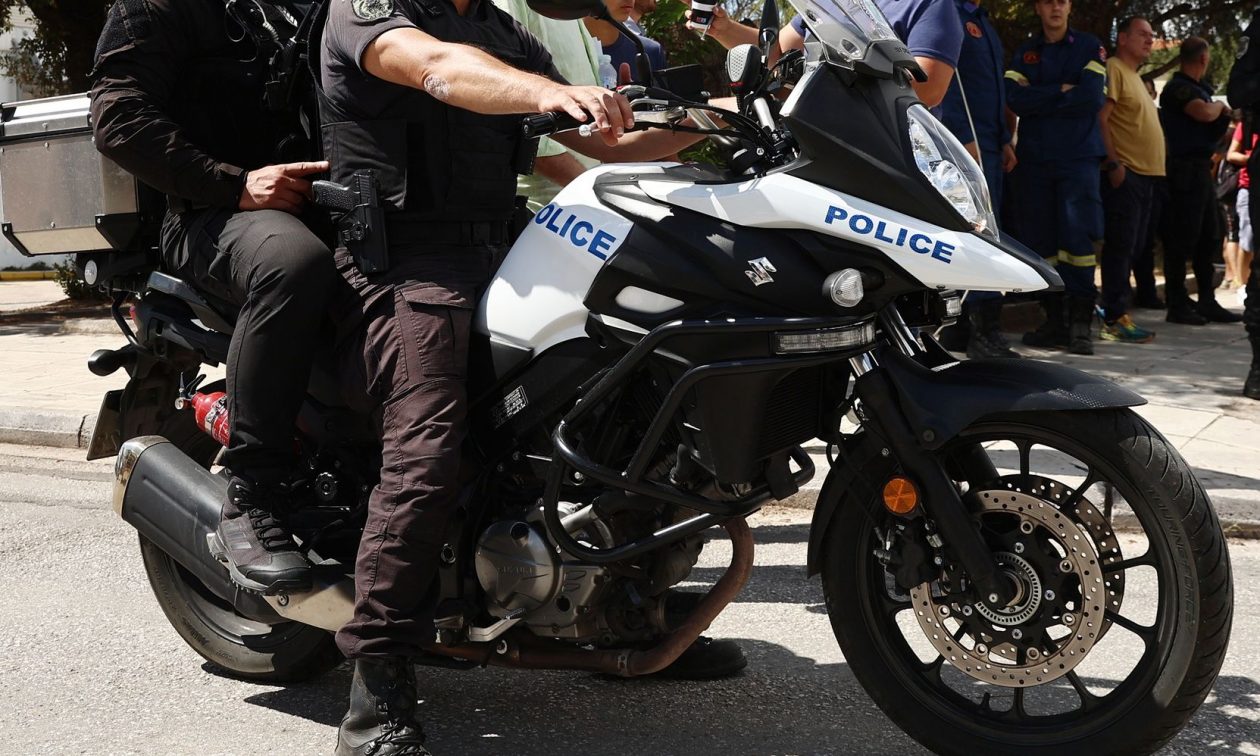 Καλαμάτα: Τραυματίστηκαν αστυνομικοί της ομάδας ΔΙ.ΑΣ. σε καταδίωξη – Συνελήφθη 24χρονος
