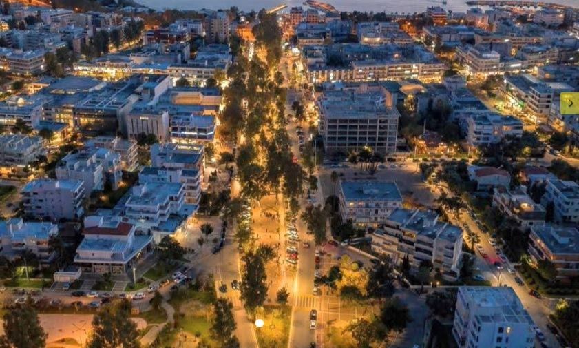 Γλυφάδα: Πρωταγωνίστρια στην Αξιολόγηση του Δημοσίου – Πρωτιά σε 7 από τις 10 κατηγορίες