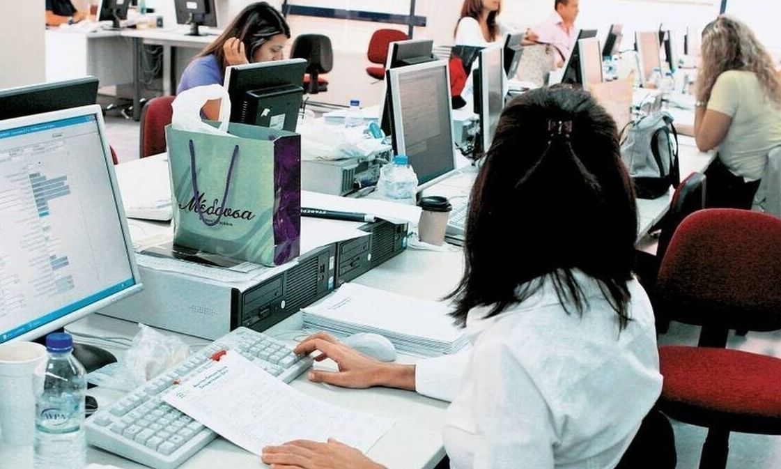 ΣτΕ: Από αυτό θα κριθεί η επαναφορά 13ου και 14ου μισθού στου δημοσίους υπαλλήλους