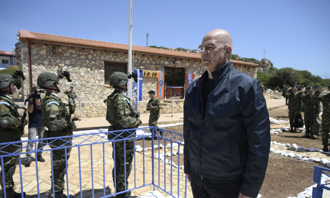Δένδιας: Όλοι οι στρατεύσιμοι θα γνωρίζουν να χειρίζονται συστήματα drone