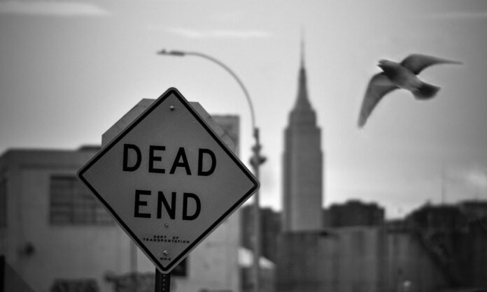 1655744-9f1ca3f5-deadend.jpg