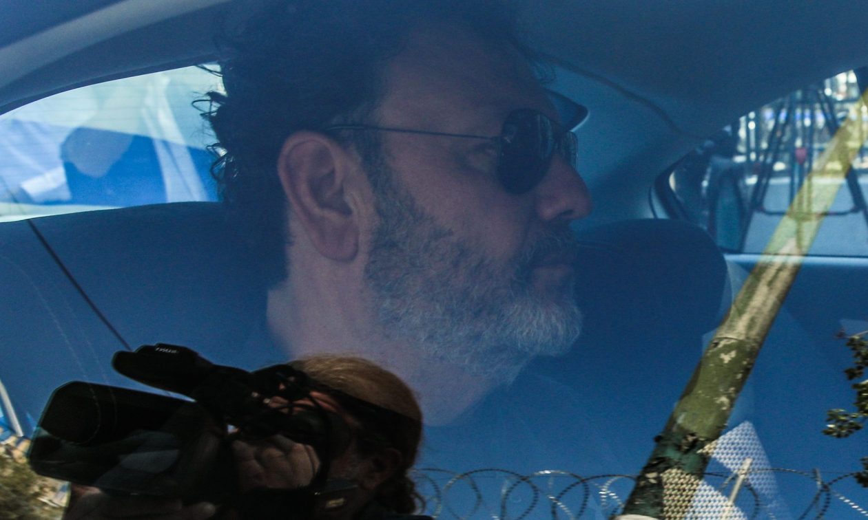 Στάθης Αγγελόπουλος: Ποινική δίωξη για ενδοοικογενειακή σωματική βλάβη
