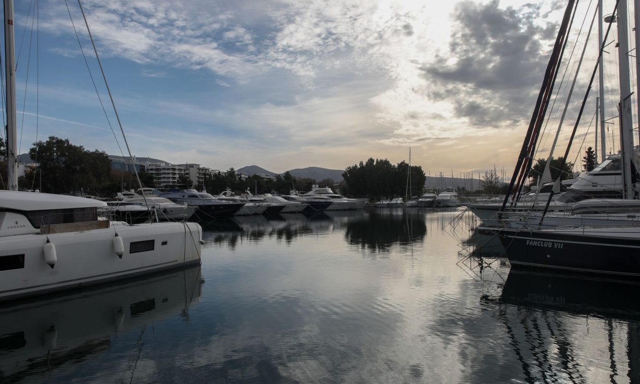 Τραγωδία στον Άλιμο: Δεχόταν απειλές ο άνδρας που αυτομαχαιρώθηκε στην καρδιά