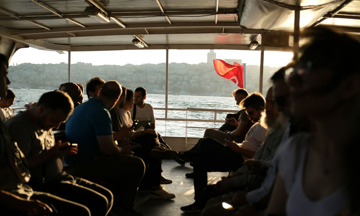 Τουρκία: Γιατί υπάρχει πτώση του τουρισμού – Οι φόβοι, οι τιμές και οι σεισμοί «πλήττουν» τη σεζόν