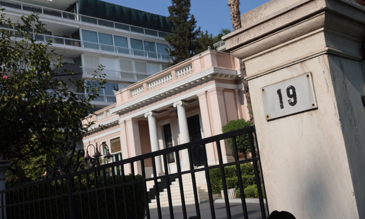Κόκκινος συναγερμός στην Αθήνα για τις εξελίξεις στη Μέση Ανατολή – Τι συζητήθηκε στο ΚΥΣΕΑ
