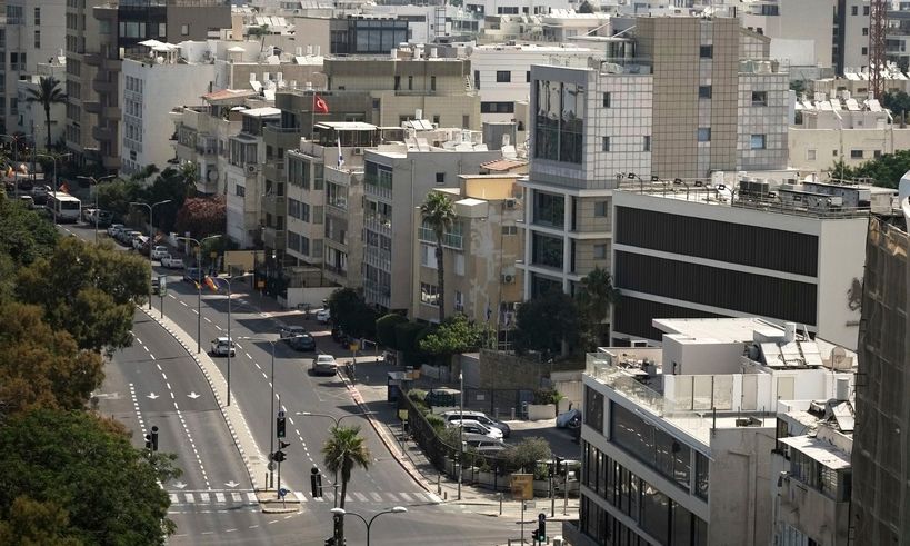 Επικοινωνία με τον Αιγύπτιο πρέσβη στην Αθήνα για τους εγκλωβισμένους Έλληνες στην Ισμαηλία