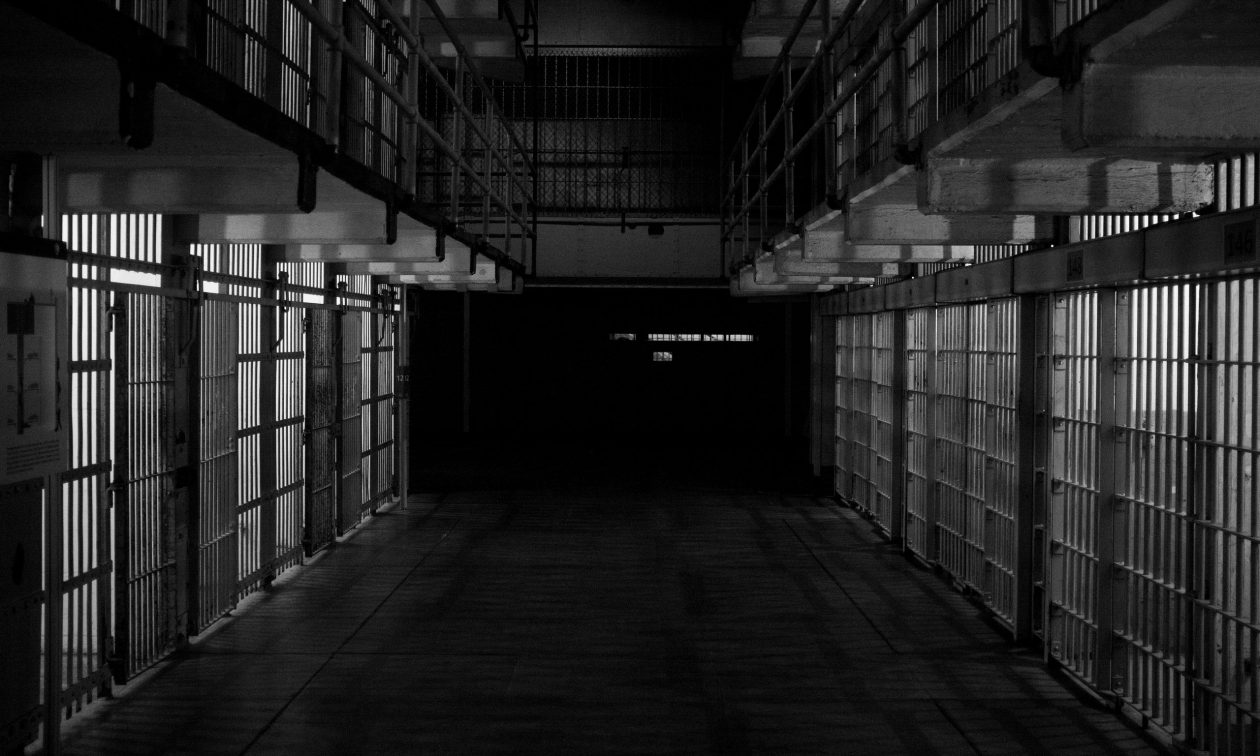 Αυτοκτόνησε κρατούμενος στις φυλακές Καλαμάτας – Χρησιμοποίησε το σεντόνι