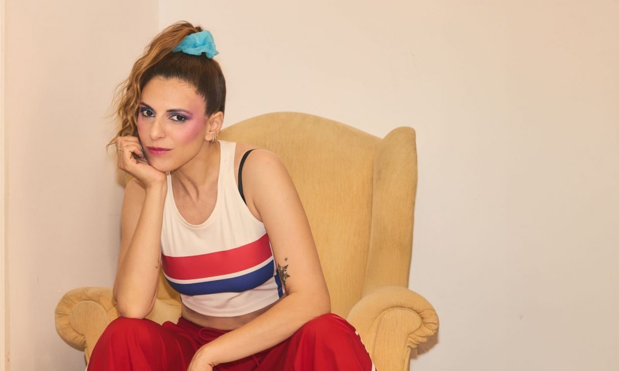 Angelika Dusk: Ζωντανά στην αυλή της Γαλιάντρας – Είσοδος ελεύθερη