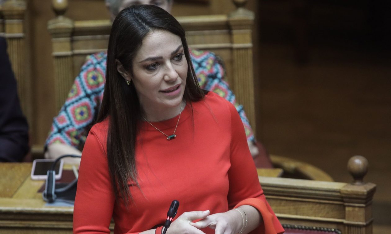 Μιχαηλίδου: «Όπου καταρρέουν τα δικαιώματα των γυναικών, καταρρέει η ειρήνη και η δημοκρατία»