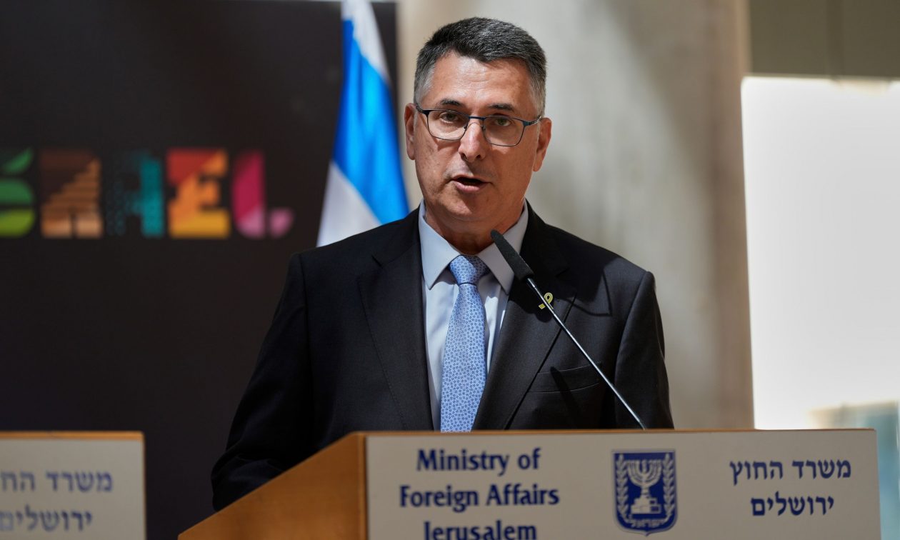 Ισραήλ: Ο υπουργός Εξωτερικών εκτιμά ότι έχει «καθυστερήσει κατά τουλάχιστον 2-3 χρόνια» το ενδεχόμε