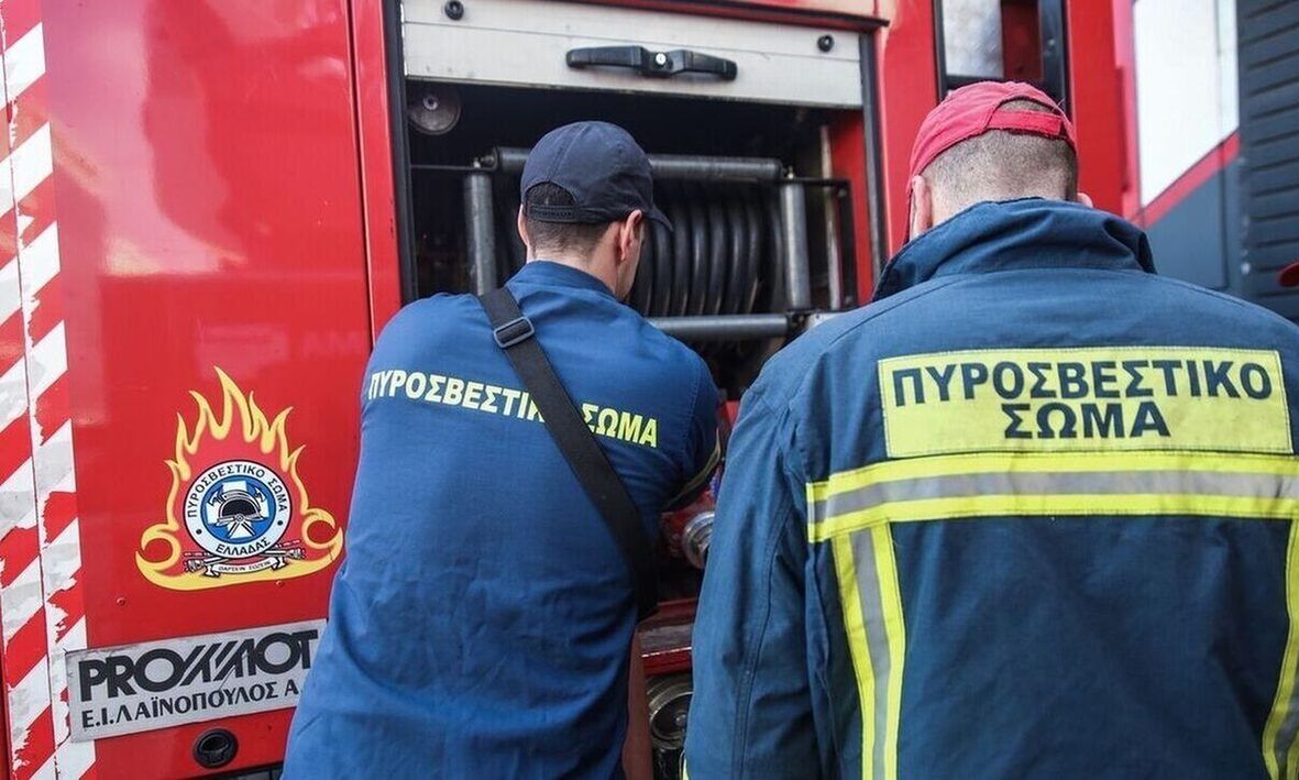 Θεσσαλονίκη: Υπό έλεγχο τέθηκε φωτιά στον Τρίλοφο